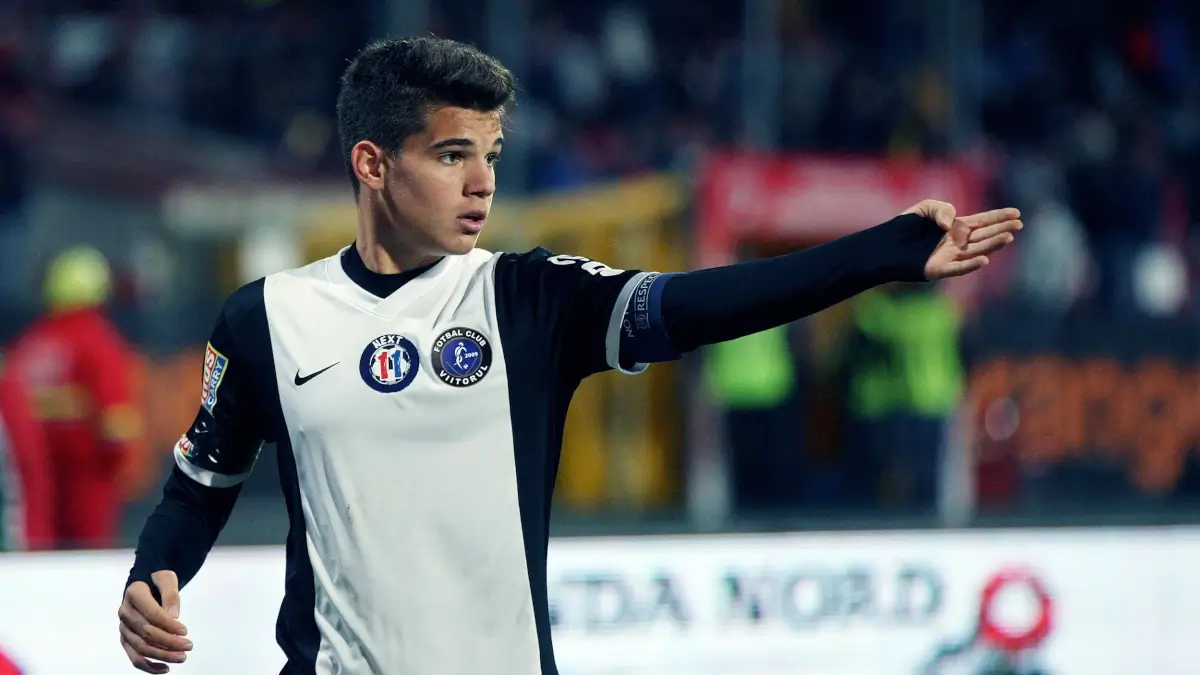 Ianis Hagi Romania