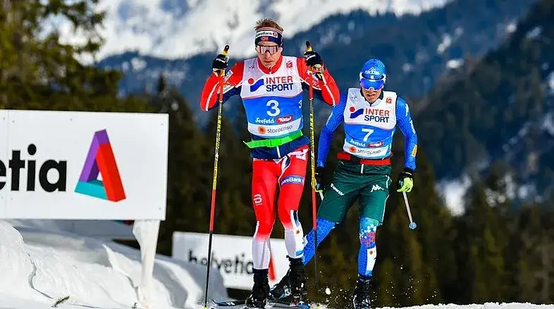 Simen Hegstad Krüger er en av favorittene til å vinne skiatlon