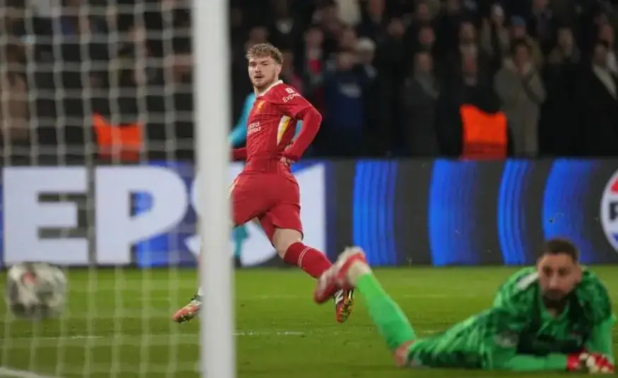 Harvey Elliott mot PSG
