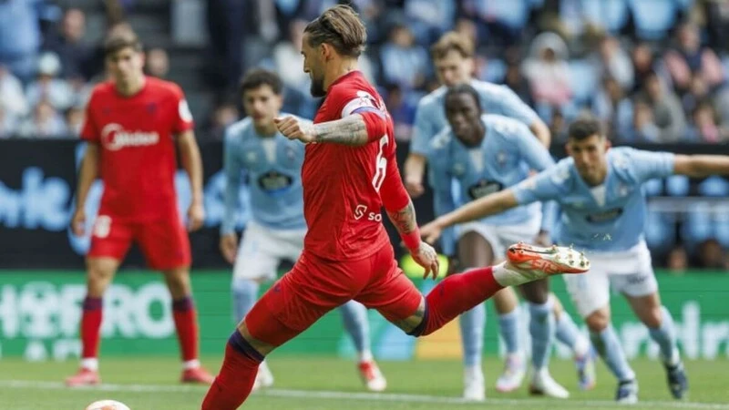 Sevilla scorer på straffespark